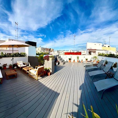 Aparthotel Luz De Gades - Suites Spa Gym - Adults Only Cádiz Eksteriør billede