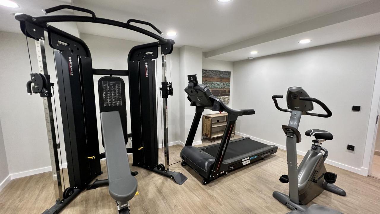 Aparthotel Luz De Gades - Suites Spa Gym - Adults Only Cádiz Eksteriør billede
