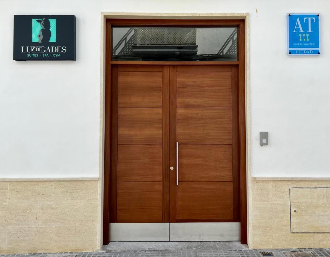 Aparthotel Luz De Gades - Suites Spa Gym - Adults Only Cádiz Eksteriør billede
