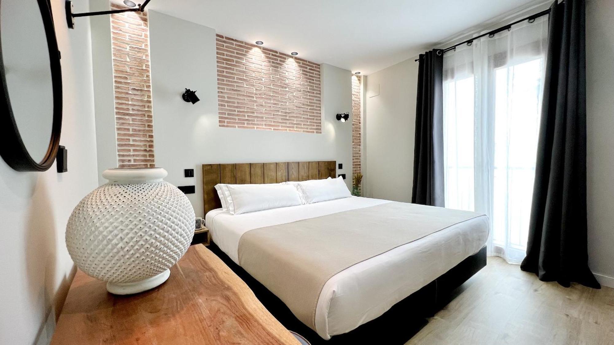 Aparthotel Luz De Gades - Suites Spa Gym - Adults Only Cádiz Eksteriør billede