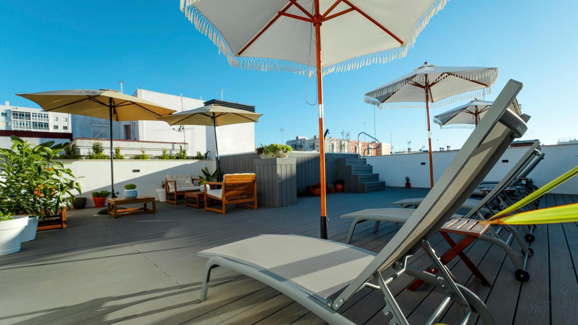 Aparthotel Luz De Gades - Suites Spa Gym - Adults Only Cádiz Eksteriør billede