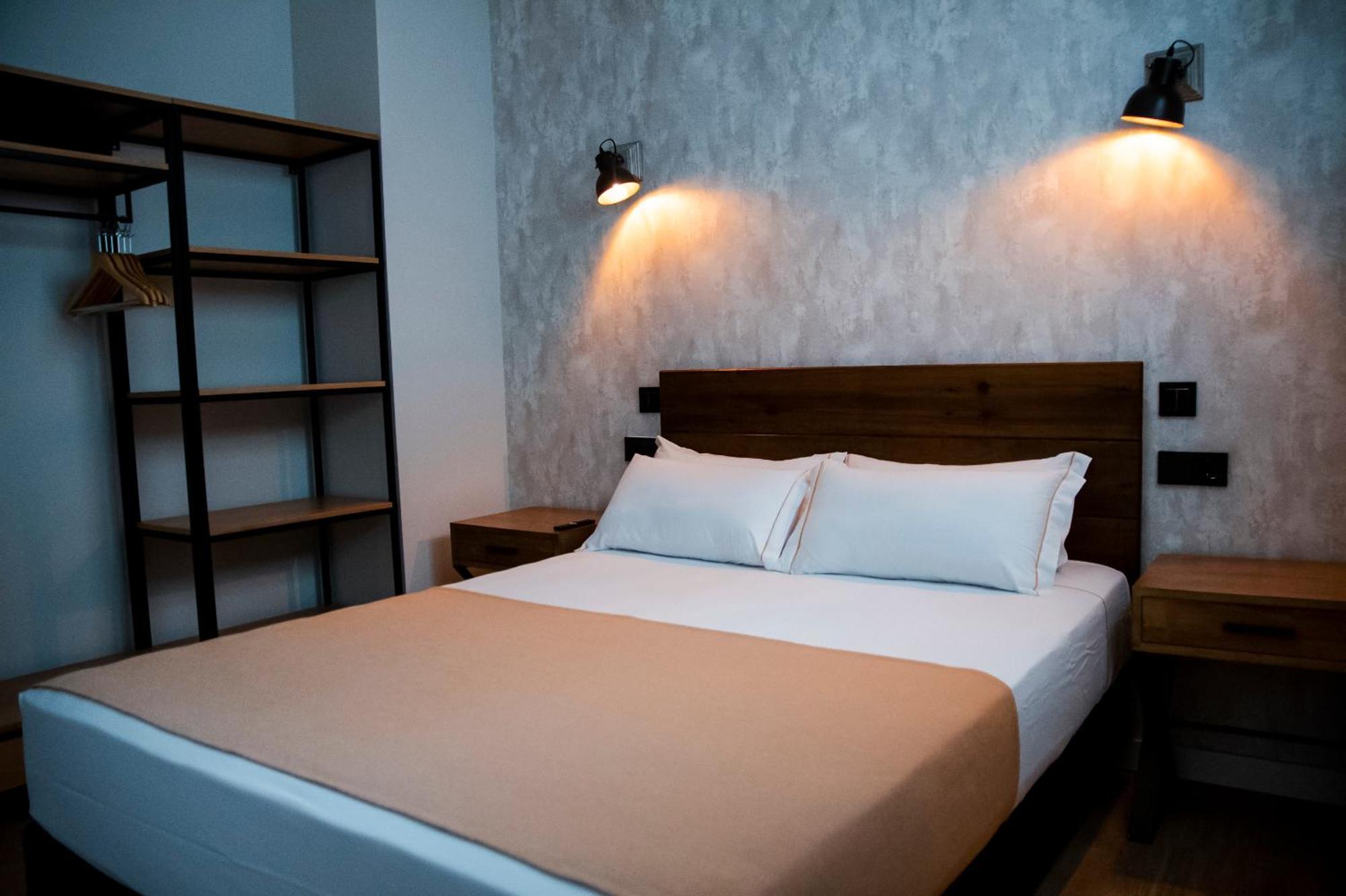 Aparthotel Luz De Gades - Suites Spa Gym - Adults Only Cádiz Eksteriør billede